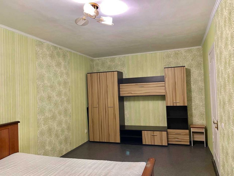 Продам 1 кімнатну квартиру, проспект О. Поля 90