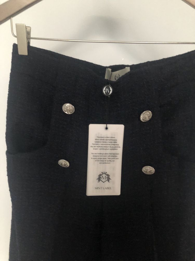 Mint Label spodnie r.M