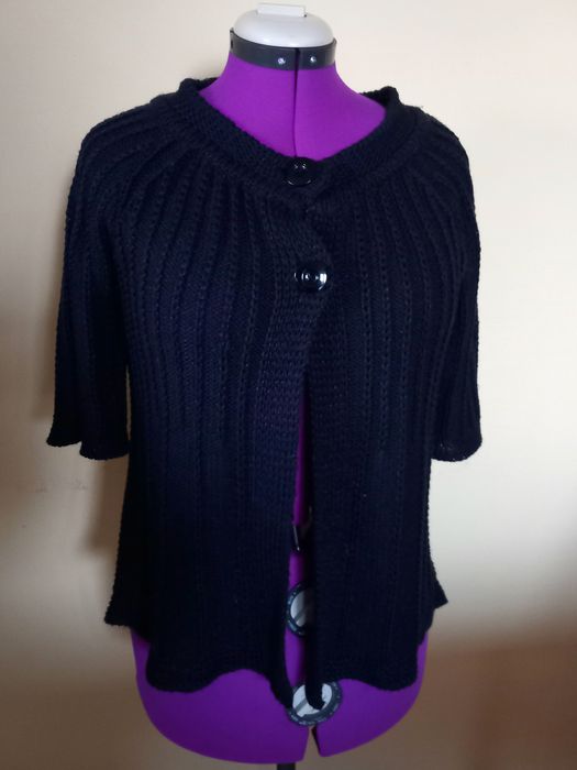 Sweterek-narzutka roz.L-XL