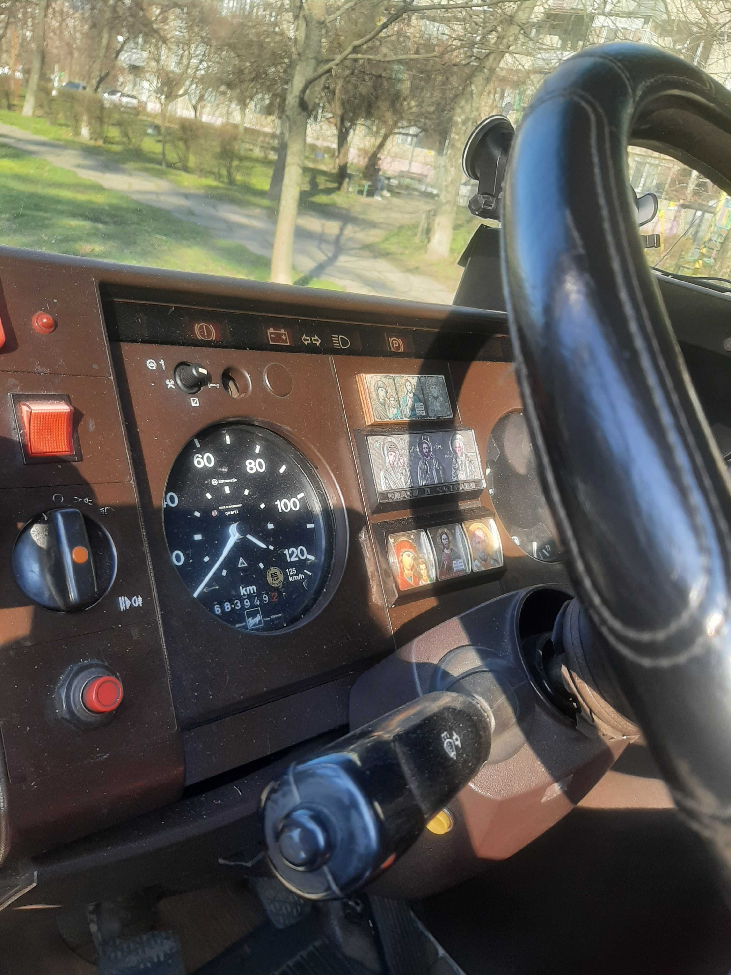 Мерседес-Рекс 709Д. 5X2,20X2