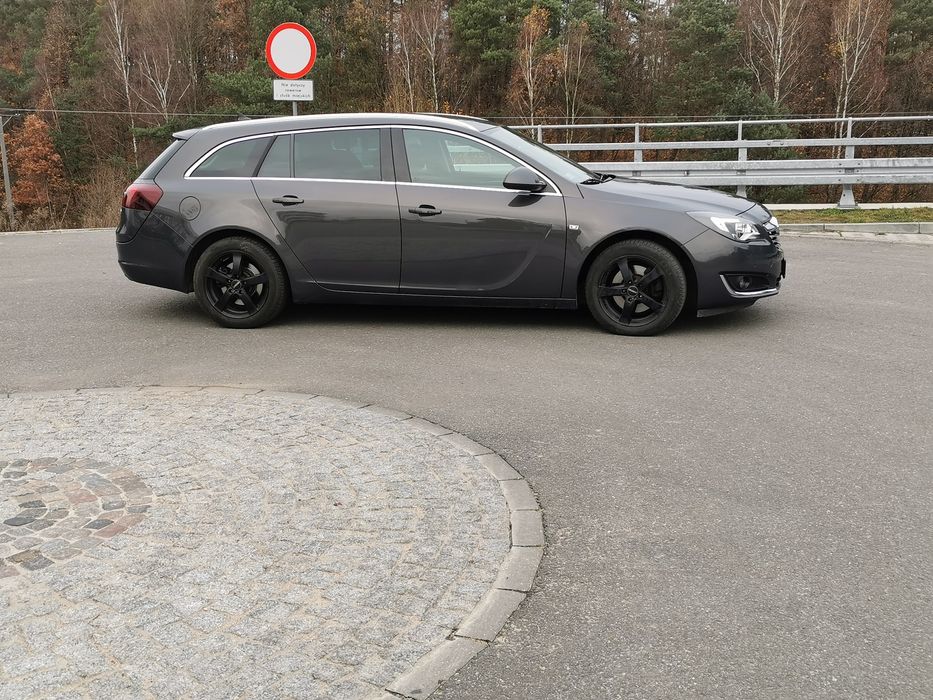 Koła zimowe Firestone 225/55 R17 na felgach DEZENT – Opel Insignia A