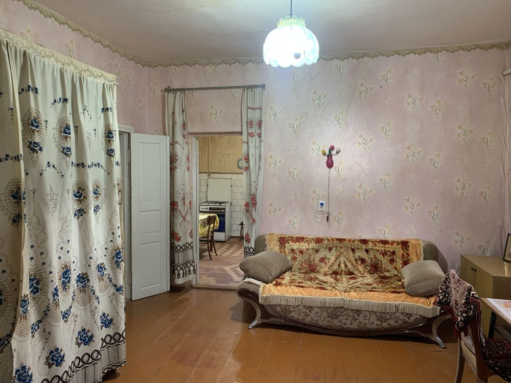 Продється дім 120 кв.м на 40 сотках землі.
