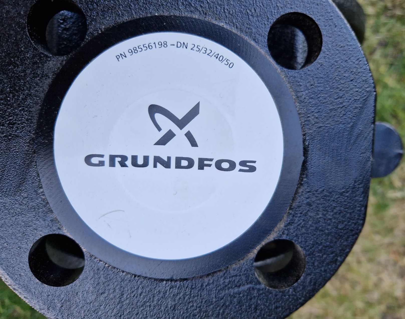 Grundfos Pompa wodna z silnikiem - NB40