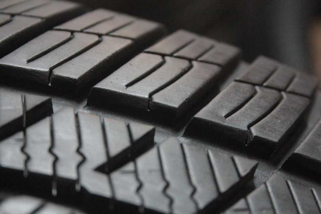 215/65/17 Barum Polaris 5 215/65 R17 103H XL 2022r
