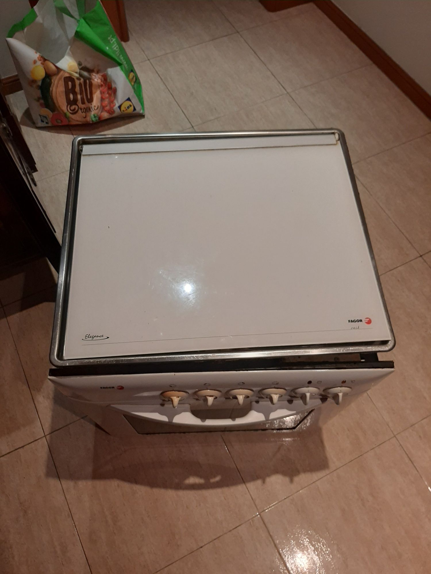 Vendo placa e forno fagor a gás