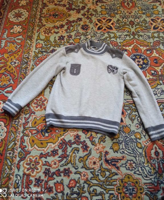 Продам детский свитер