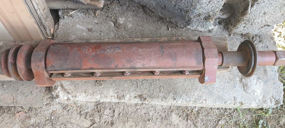 Wał do heblarki ,grubościówki