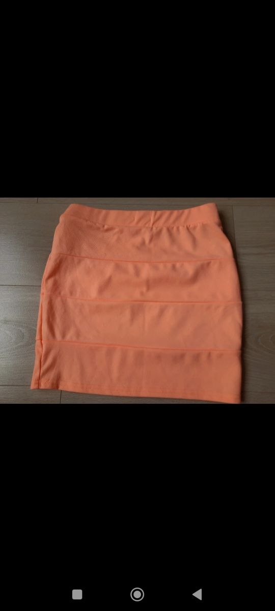 Neonaowa spódnica mini 36 S 164 cm pomarańczowa brzoskwiniowa krótka s