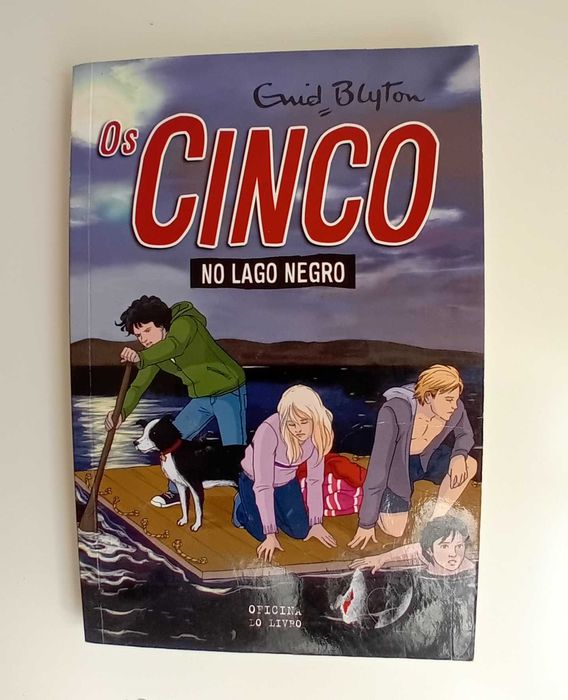 OS Cinco: No lago negro