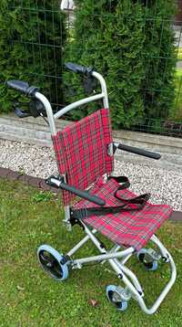 Wózek inwalidzki składany lekki krzesło Mobiclinic Neptuno
