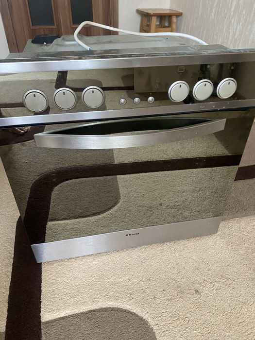 Продам духовку  Hansa