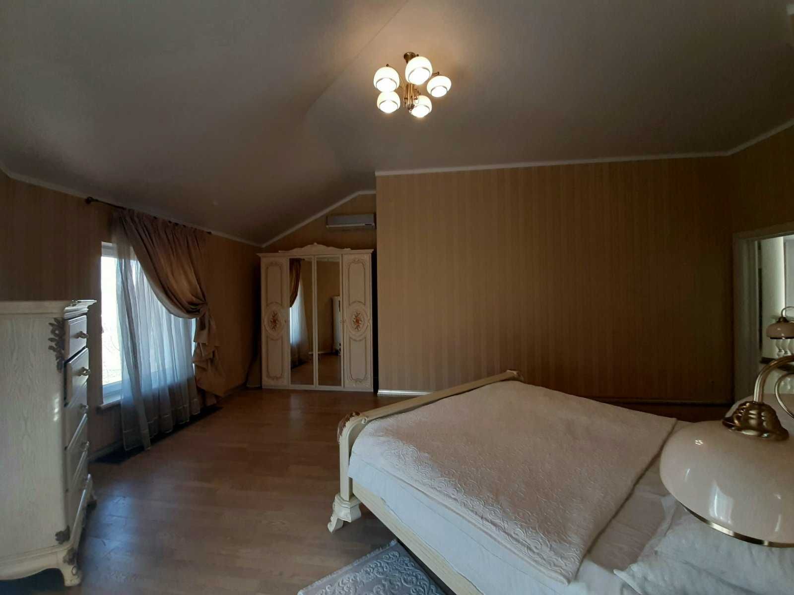 Дом 800 кв. VIP-уровня. Бассейн с подогревом, сауна, бильярд,генератор
