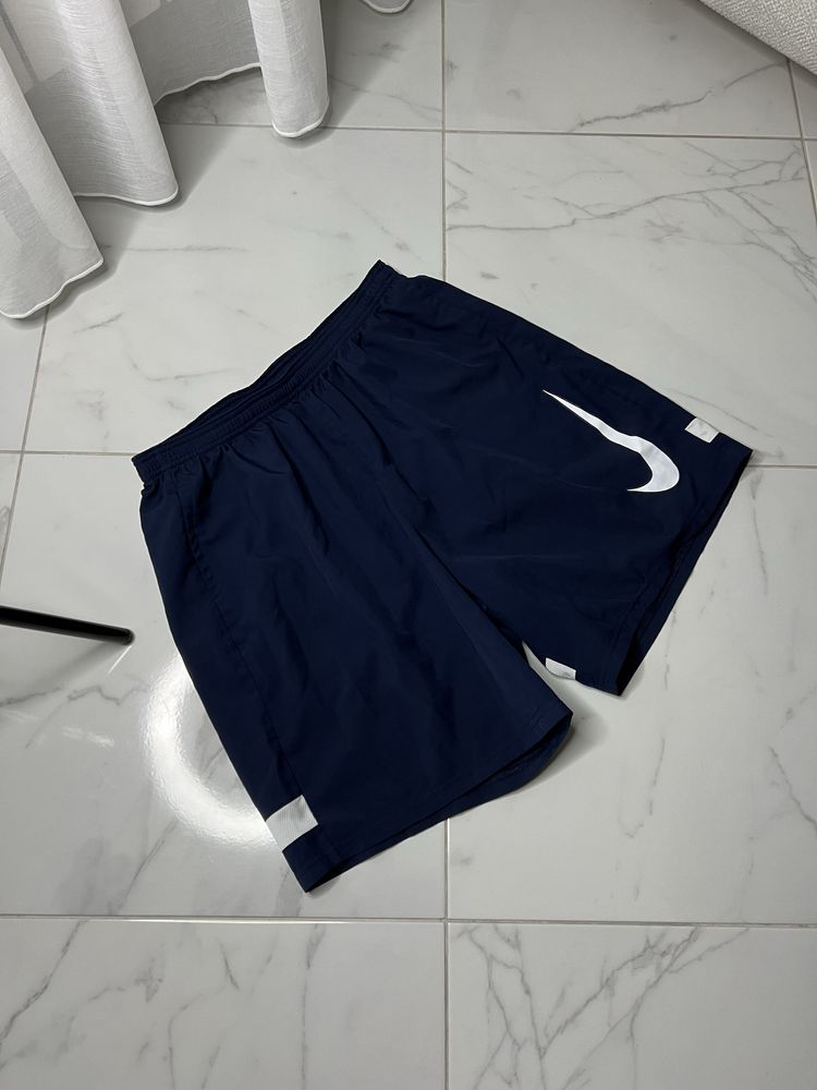 Nike Dri-fit Academy Woven football shorts men’s