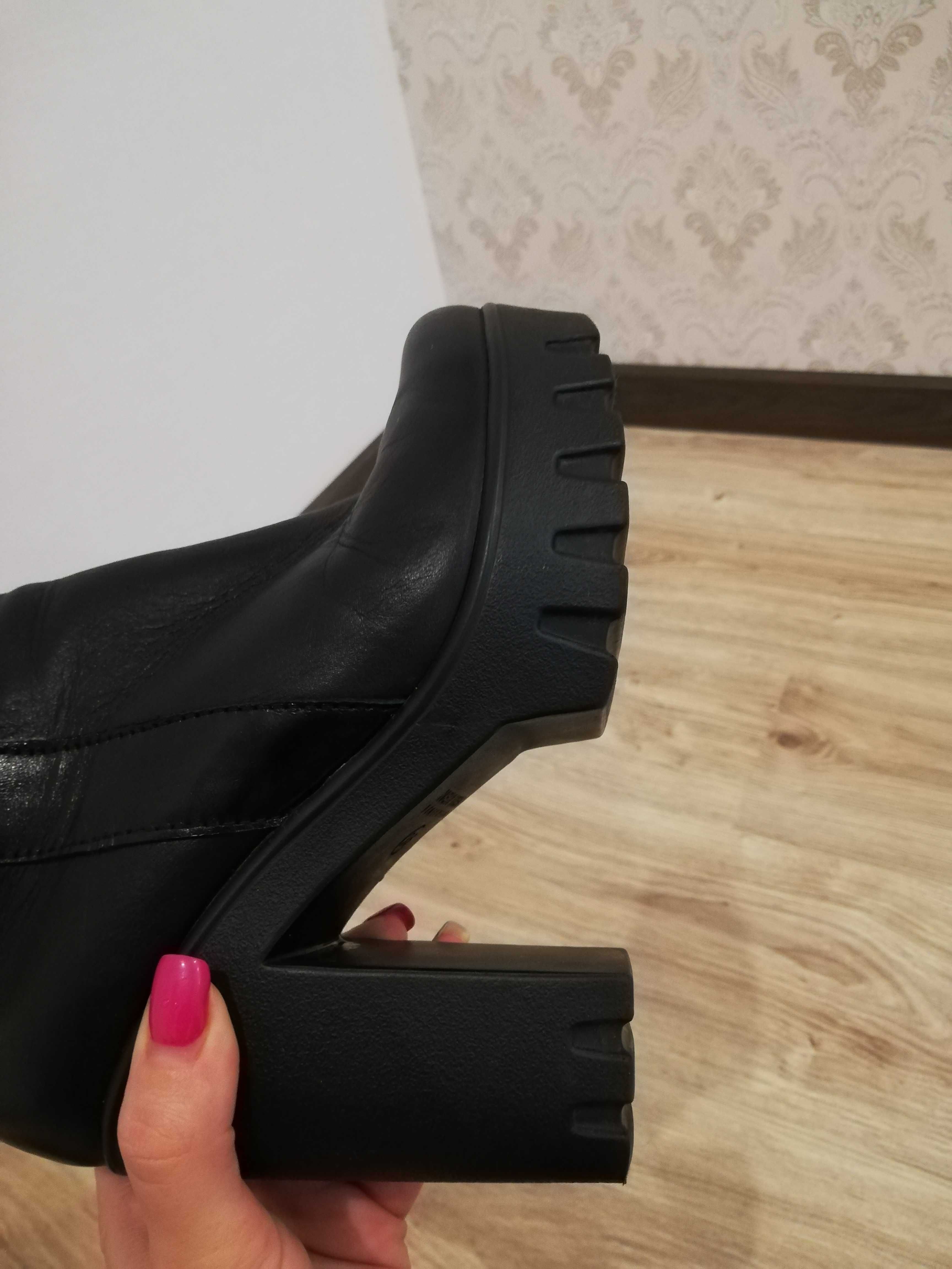 Женские кожаные ботинки полусапожки сапожки батильоны 36р