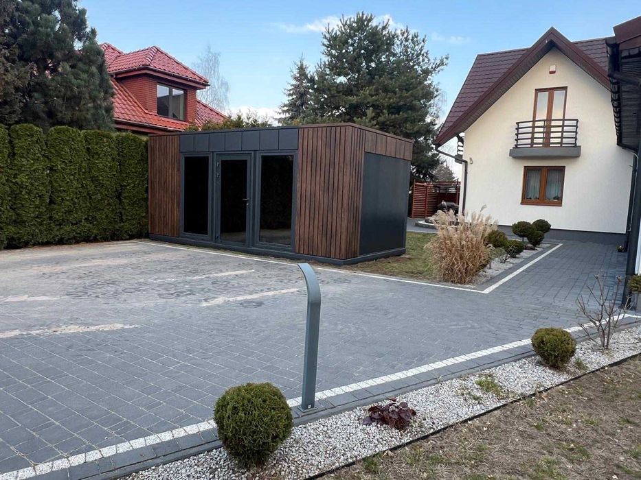 pawilon z płyty warstwowej Sklep PRODUCENT Biuro Turystyczne Magazyn