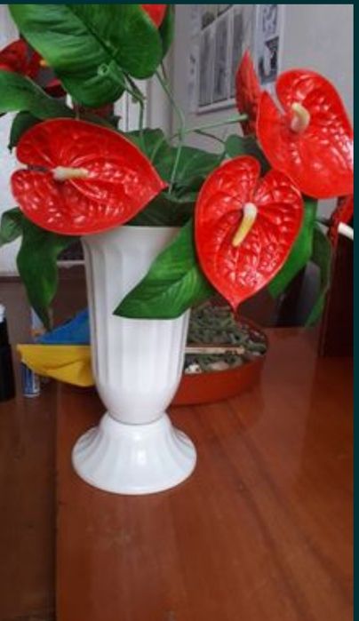 Чаша с цветком. Подвазонник с цветком. 200грн