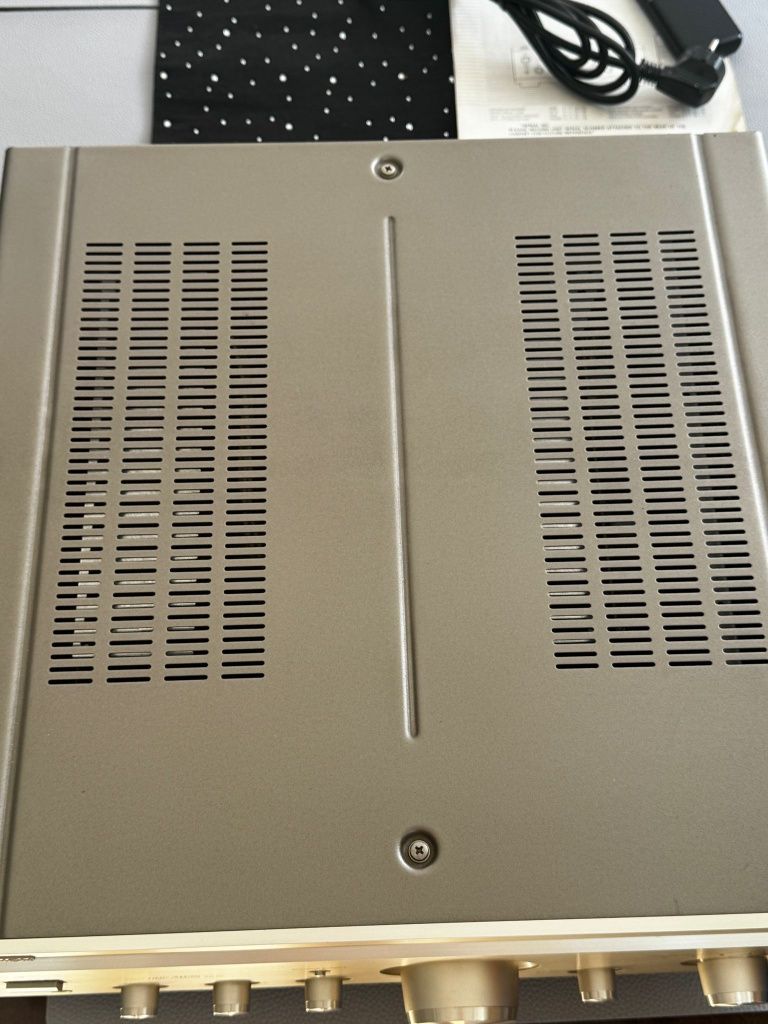 Wzmacniacz Denon PMA-2000R w Idealnym Stanie + Pilot i Instrukcja!