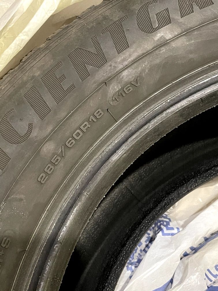 Шини Goodyear EfficientGrip SUV 285/60 R18 116V