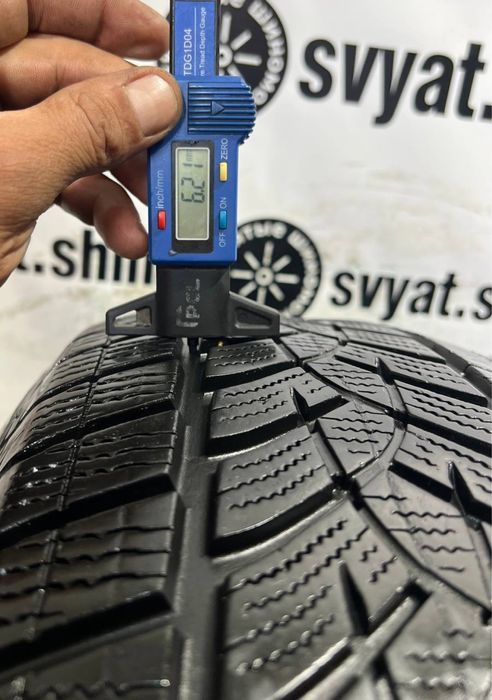 Шины б у 215/60R17 GOODYEAR Ultra Grip Performance зима