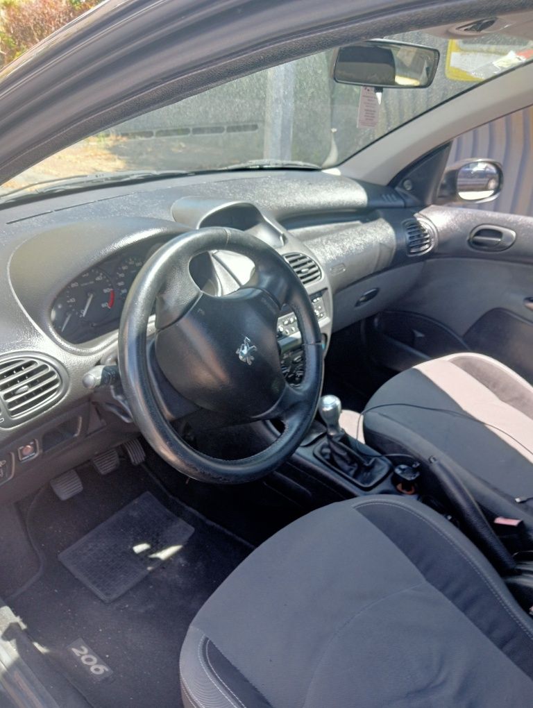 Peugeot 206 1 4hdi sw Gasóleo. 280 000 Kilometros
