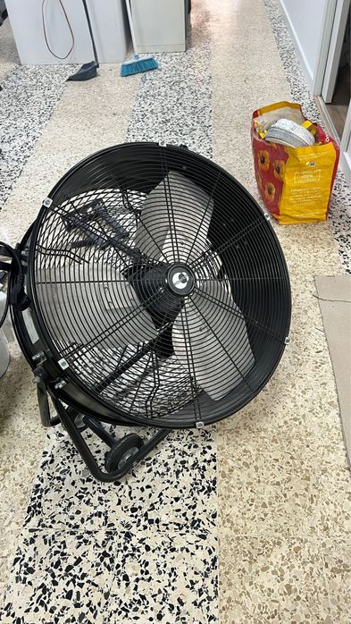 Vendo ventoinha industrial