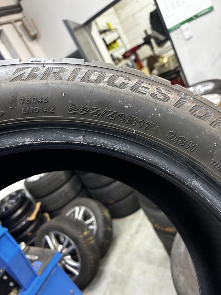 Opony zimowe 225/50/17 BRIDGESTONE RUNFLAT
