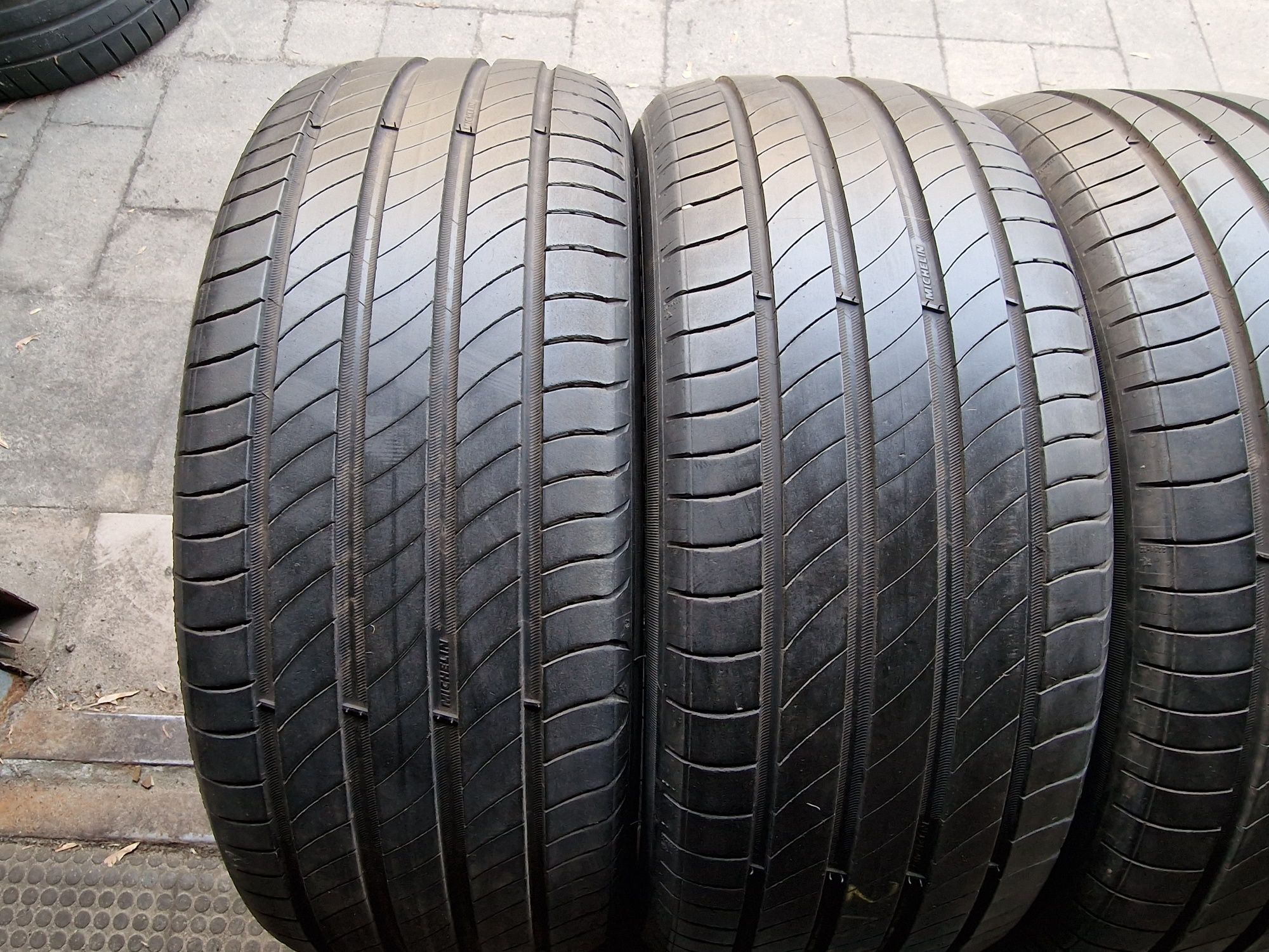 Летняя резина 215/50 R17 Michelin Primacy 4