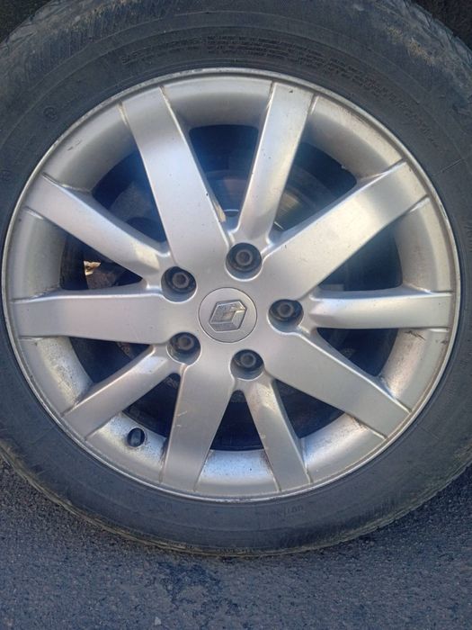 Титани Renault Megane 3 R16 (5×114.3, ET47) — відмінний стан