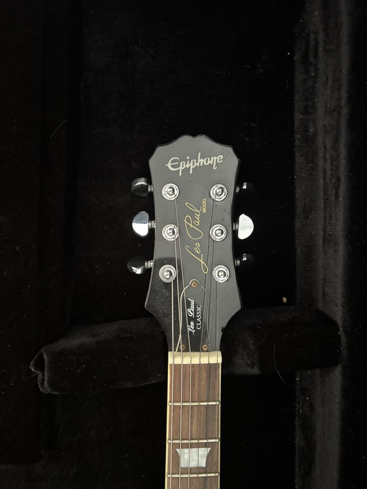 Epiphone Les Paul Classic - with hard case