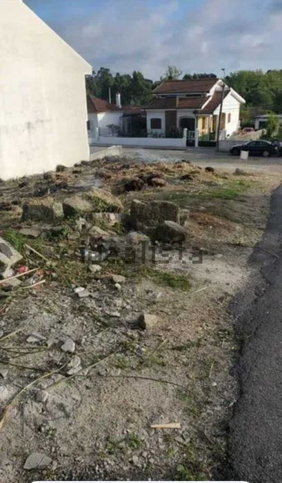 Terreno 3 Frentes,junto ao campo do Gulpilhares,Optima exposição Solar