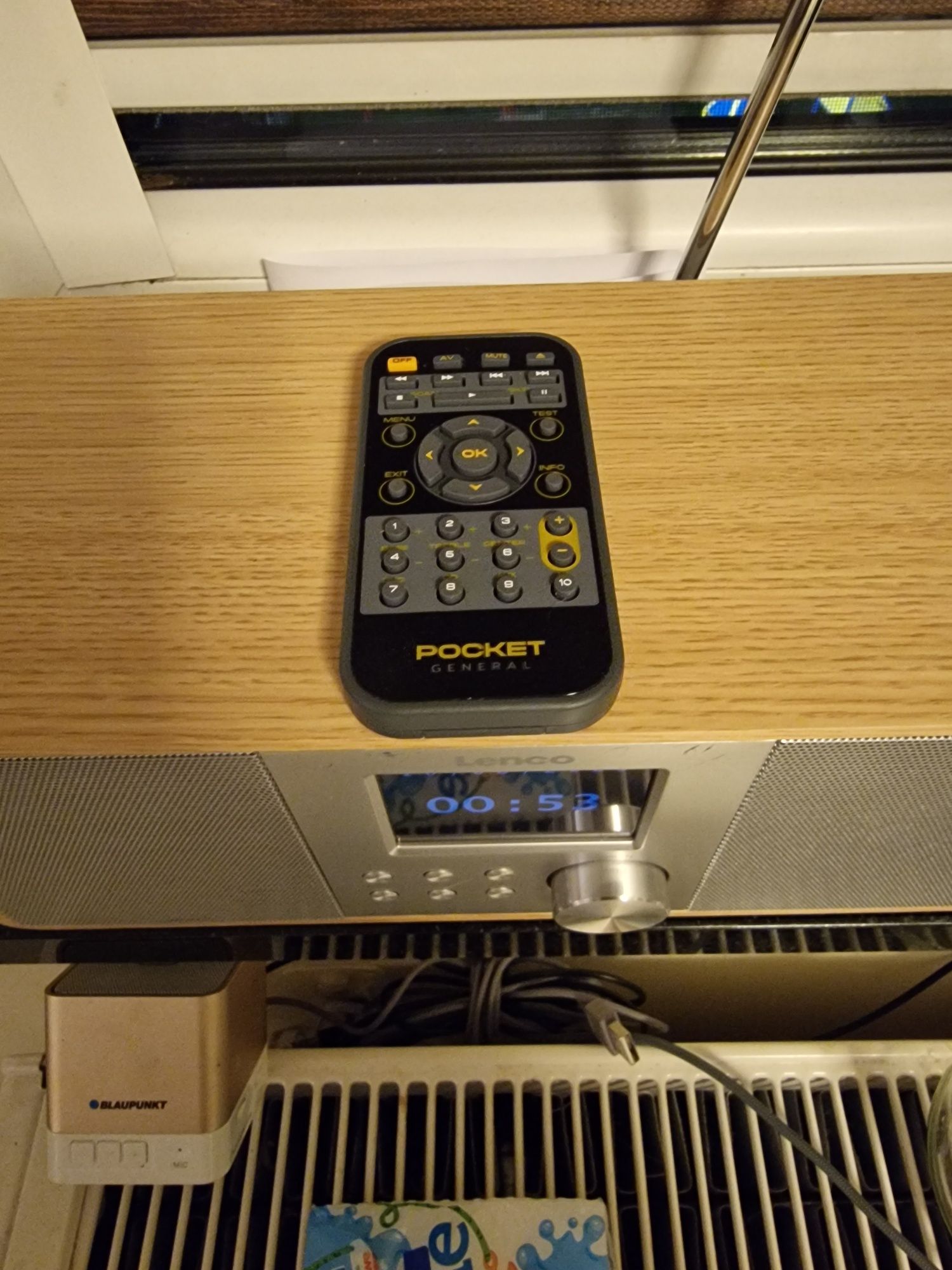 Radio Lenco DIR-200