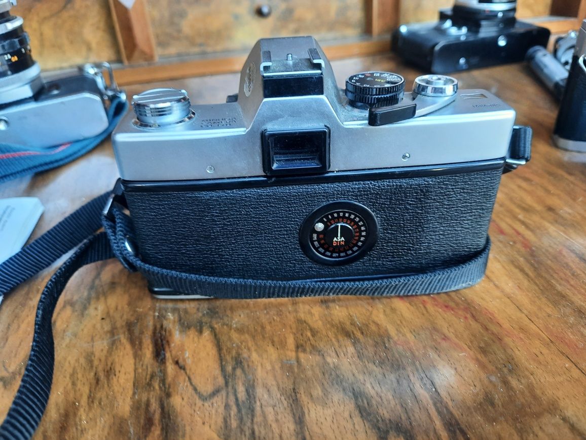 Minolta SRT 101 Mc krokkor-pf 1:1.7 tmF55mm minolta