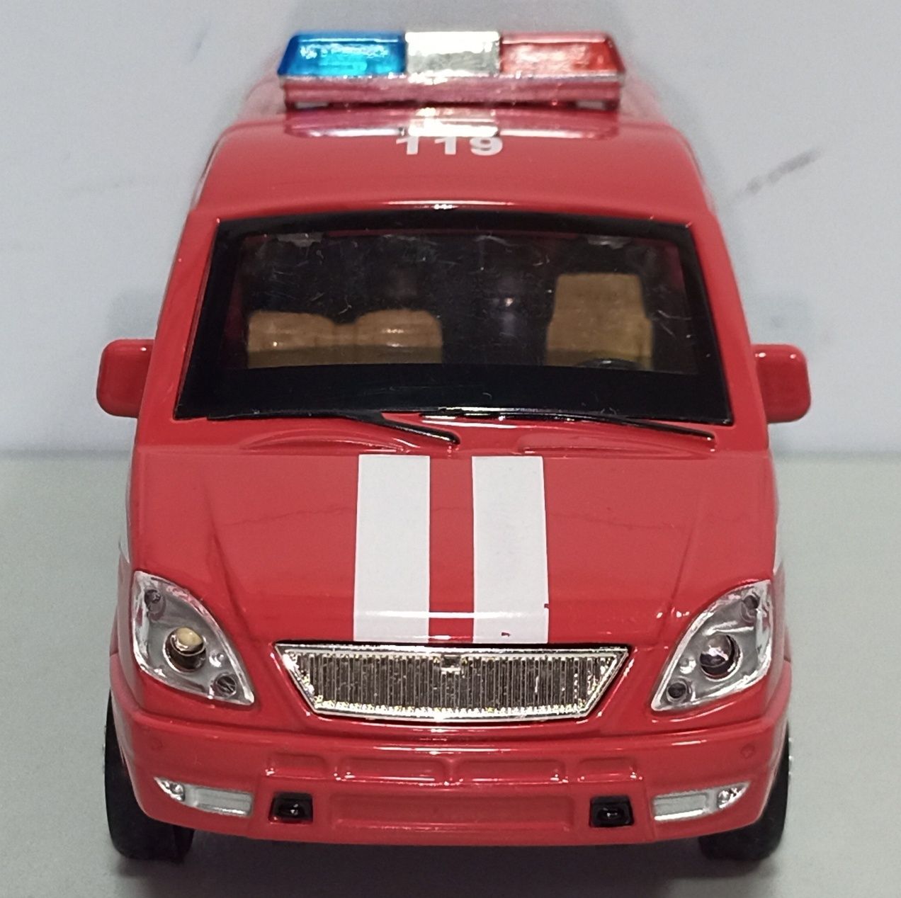 Машинка ГАЗель "Пожарная" модель 1:32 ТМ "АвтоПром" Металл, звук, свет