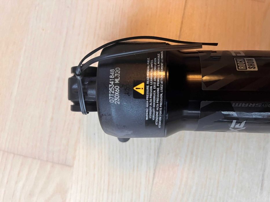 Amortyzator RockShox Deluxe Select+ DebonAir 230x60 tlumik damper ebik