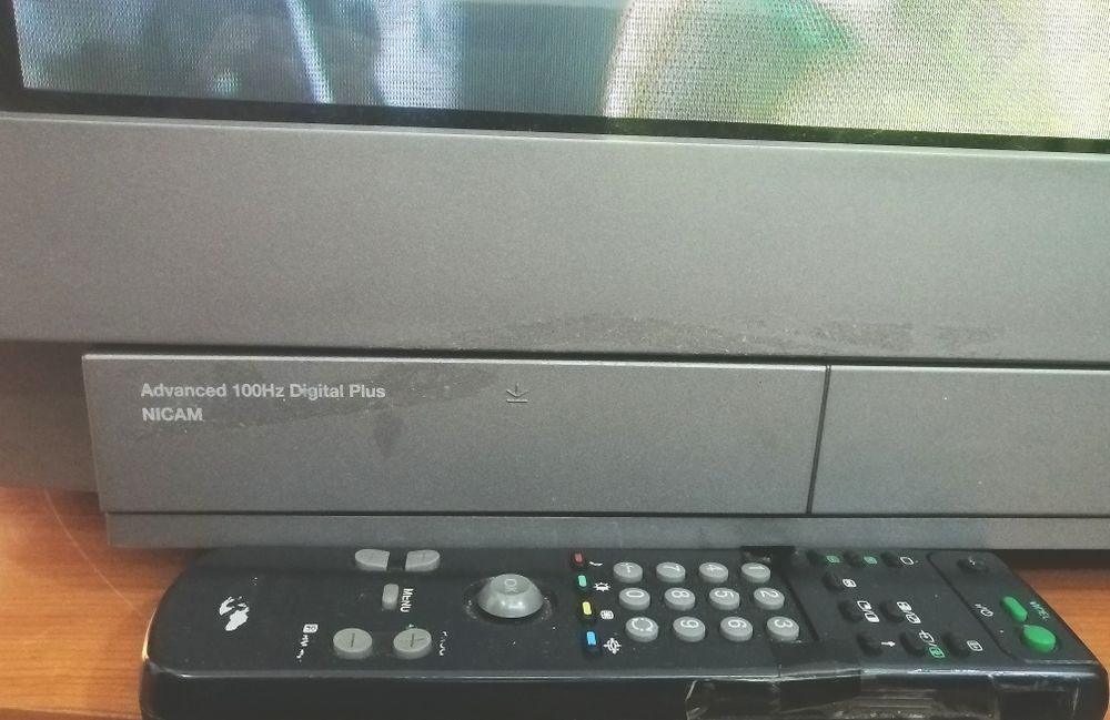 TV SONY TRINITON_ELETRONICA_de Caixa_28"_Ecran_71,12 cm