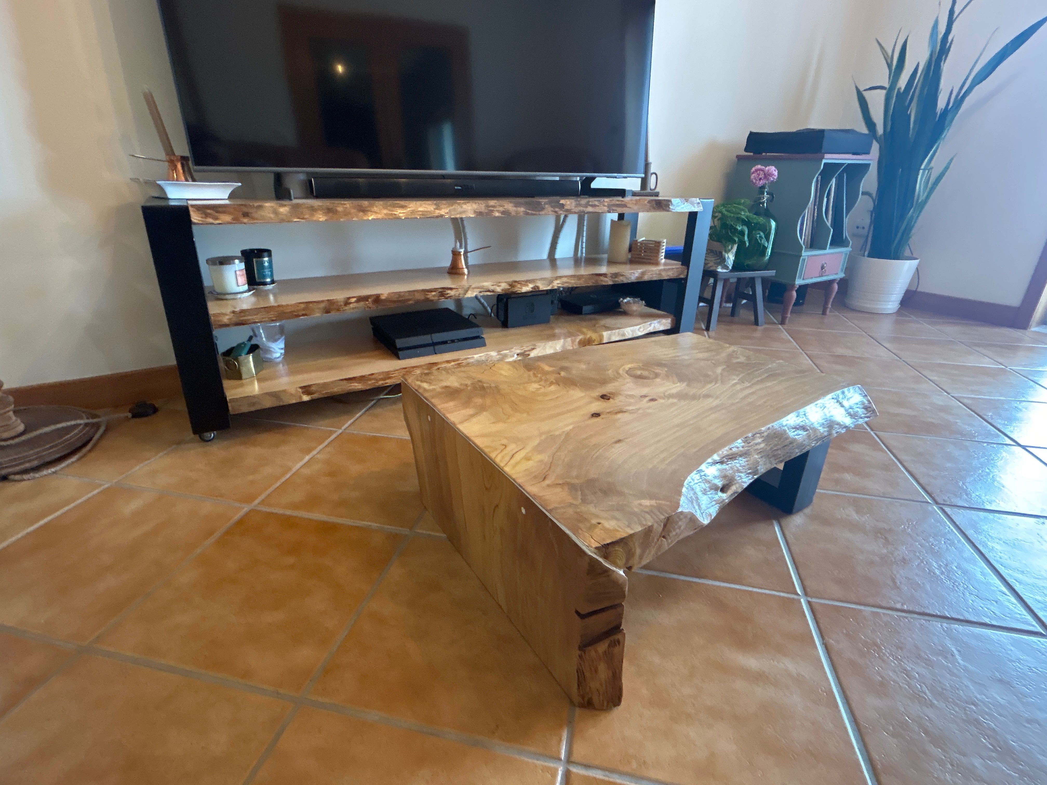 Mesa de apoio ou mesa de sala