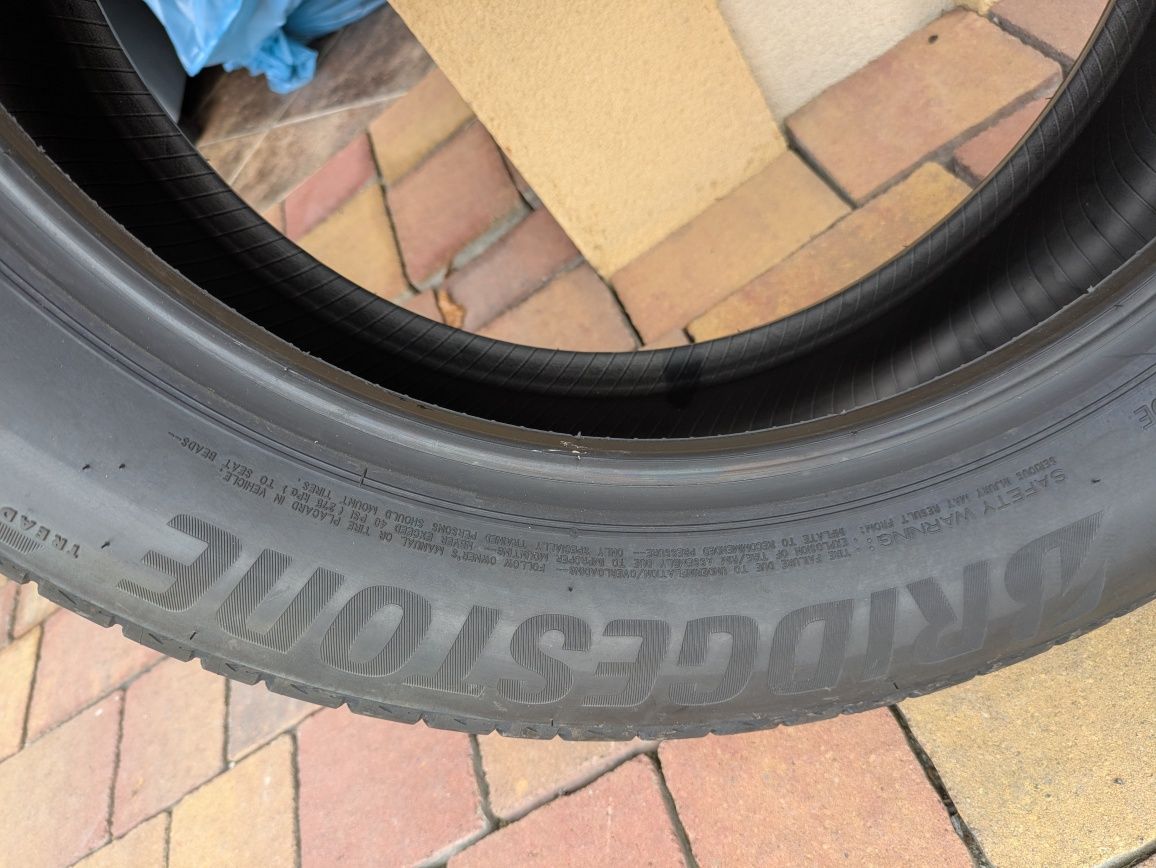 Bridgestone Turanza T005 225/55 R19 99V – nowe, zdjęte z nowego auta
