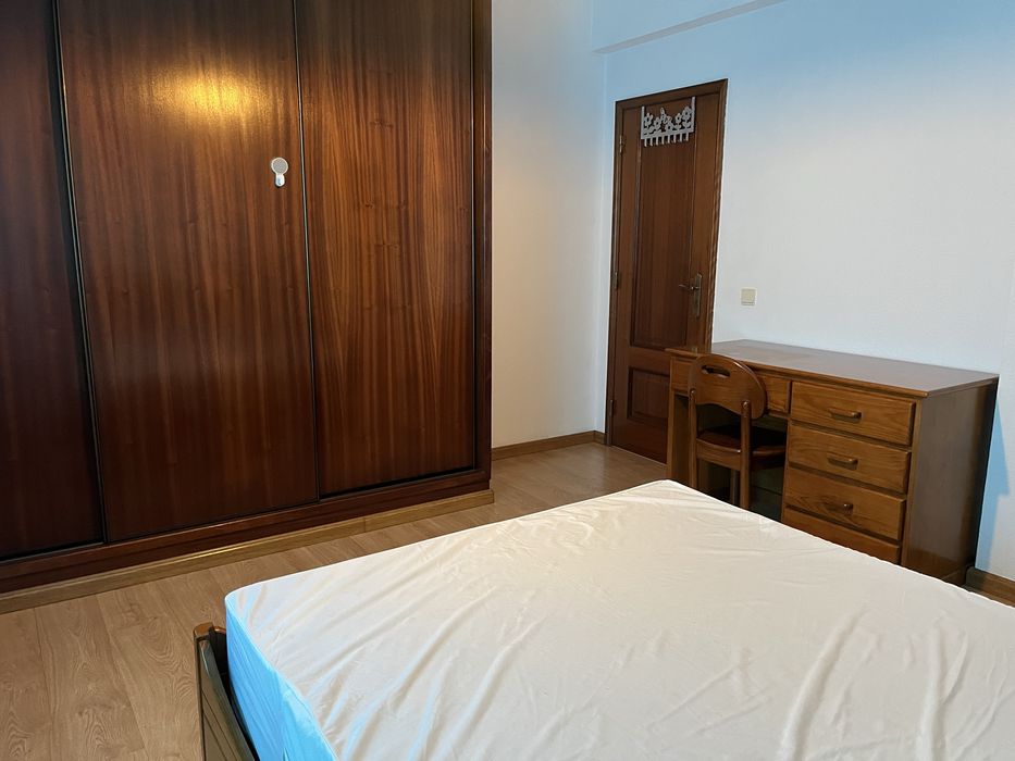 Quarto para estudante