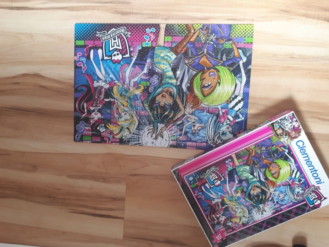 puzzle Monster High 2 komplety