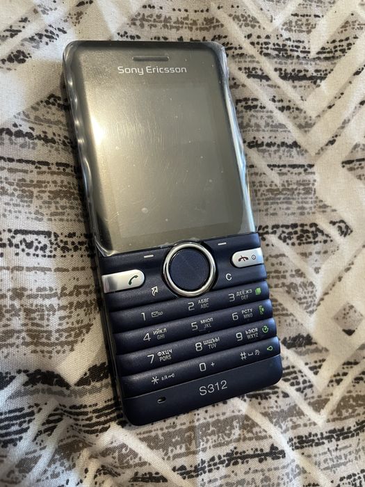Sony Ericsson C903 S312 / N-gage qd бокова резинка продам