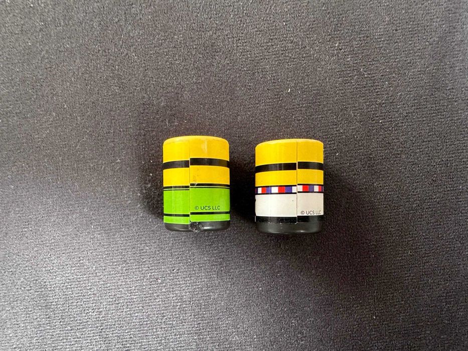 Minionki figurki kolekcjonersike z metalową kulką