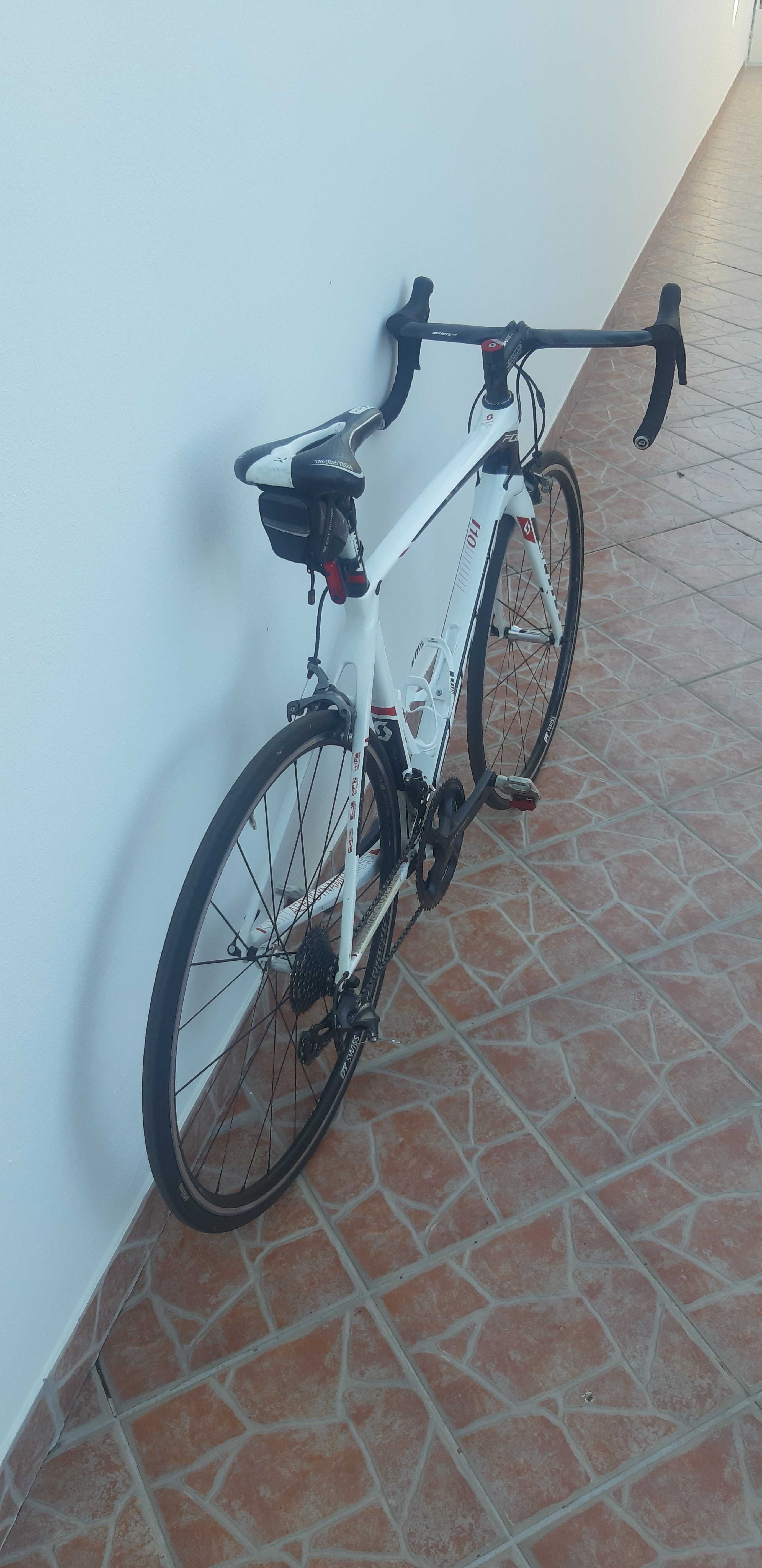 Bicicleta Scott Foil 10 de carbono