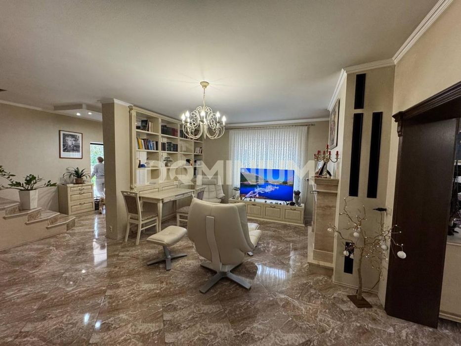 Продається будинок в м. Хуст, вул. Братів Шерегиїв