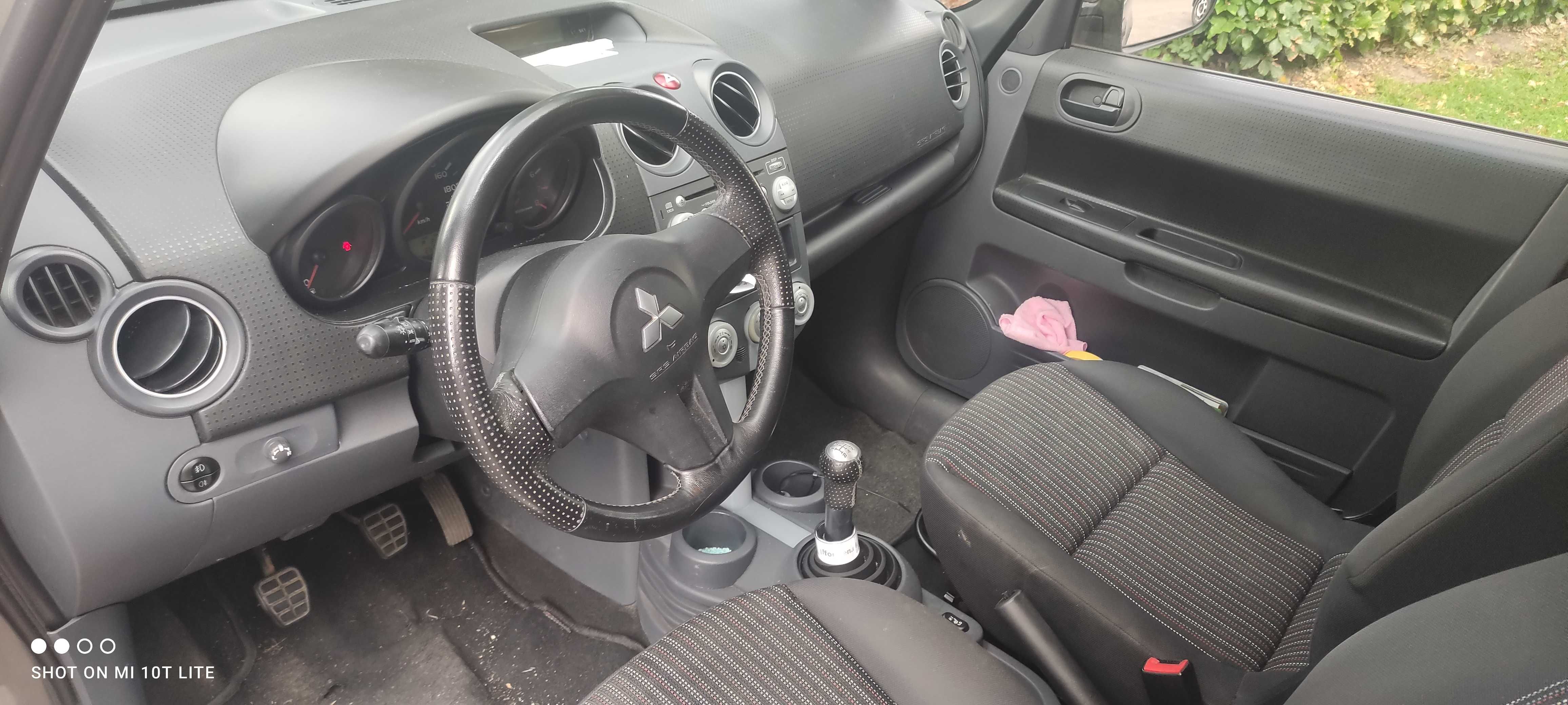 Mitsubishi Colt 6