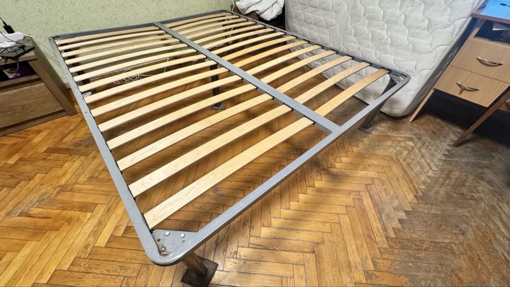 Продам каркас кроваті