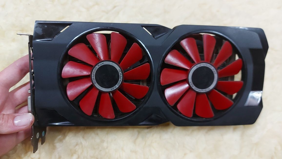 Відеокарта XFX 8gb