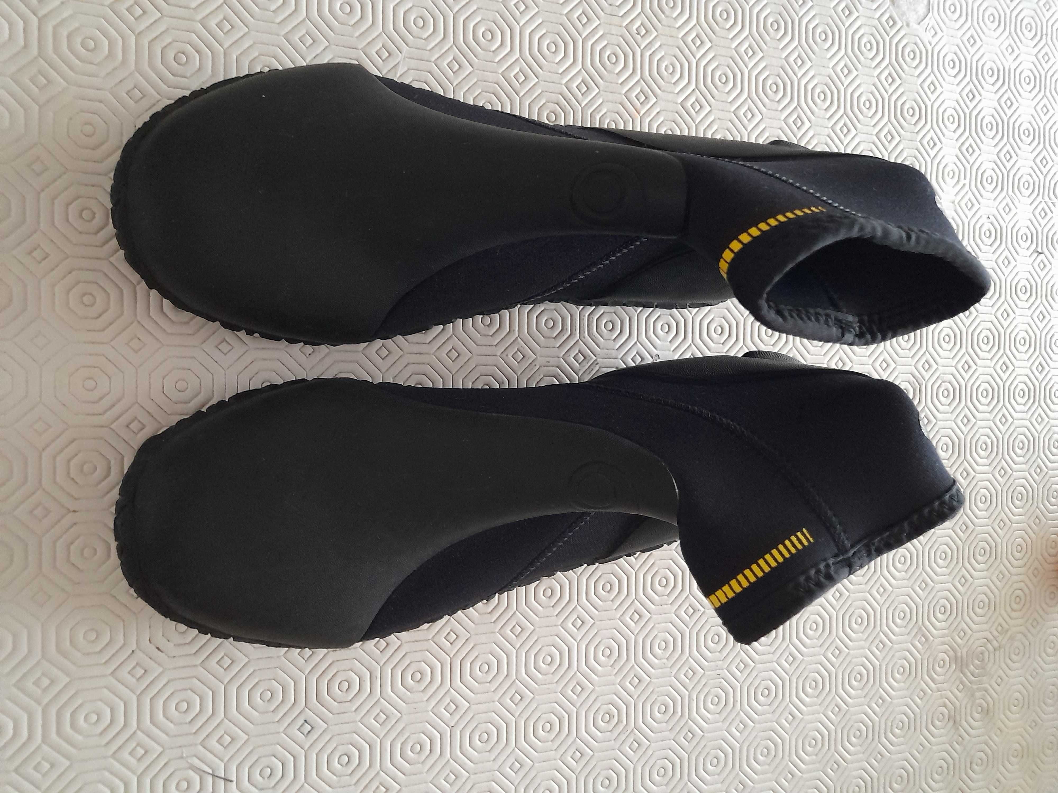 Botins de Mergulho neoprene 3 mm SCD 100