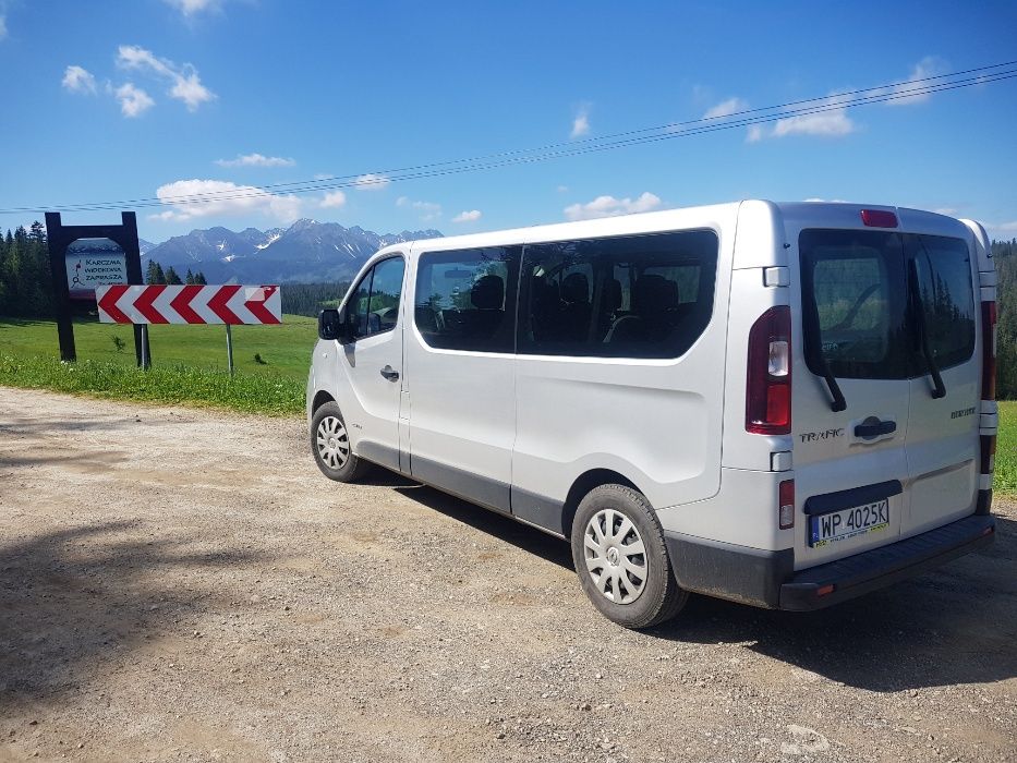 Wynajem BUS 9 osobowe Płock, Transport wolne terminy wakacje