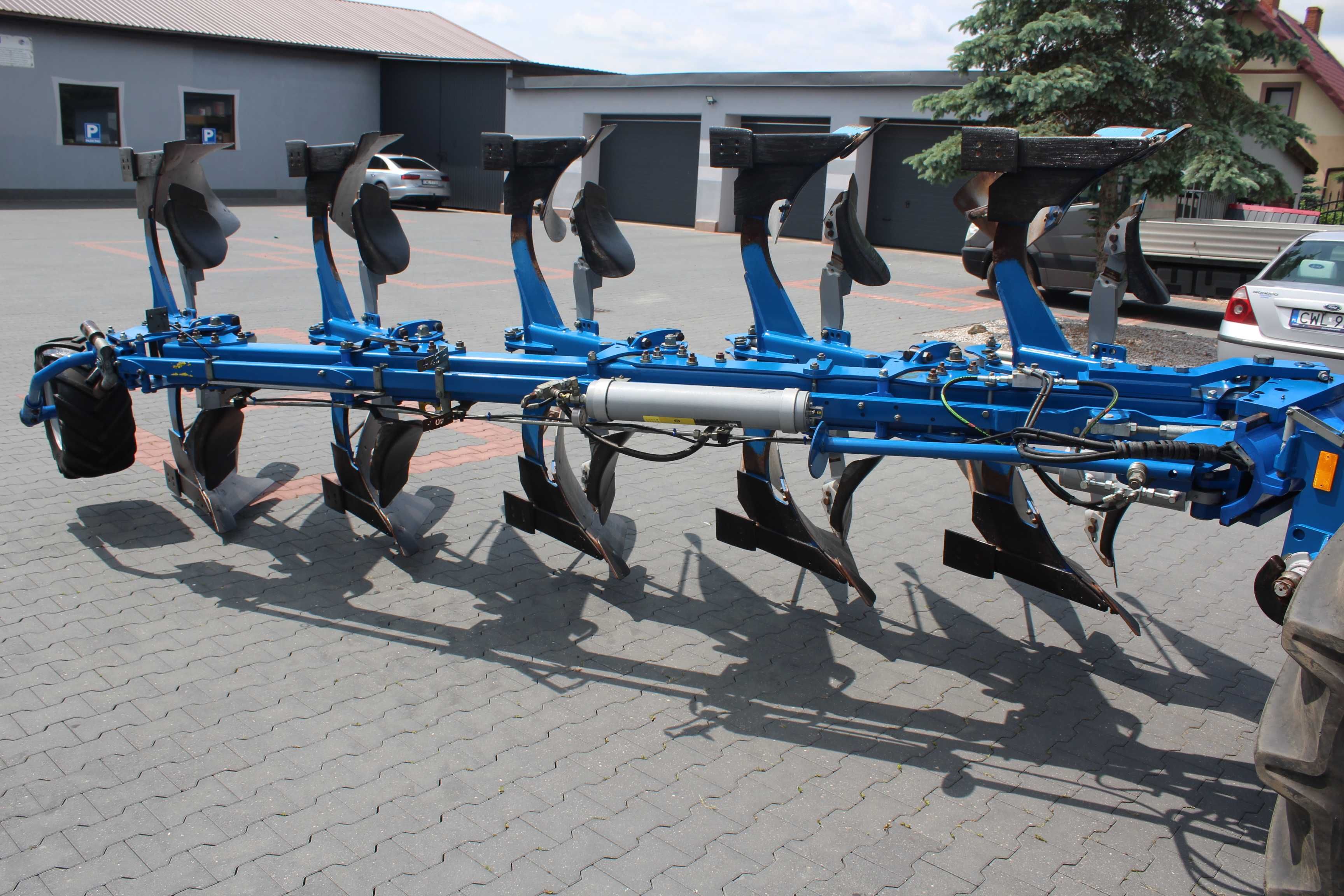 Pług Overum CX 5 Vario kuhn kverneland