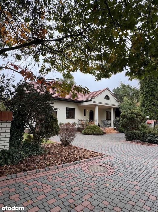 Rezydencja Łajski – klasyczna elegancja, przestrzeń i spokój